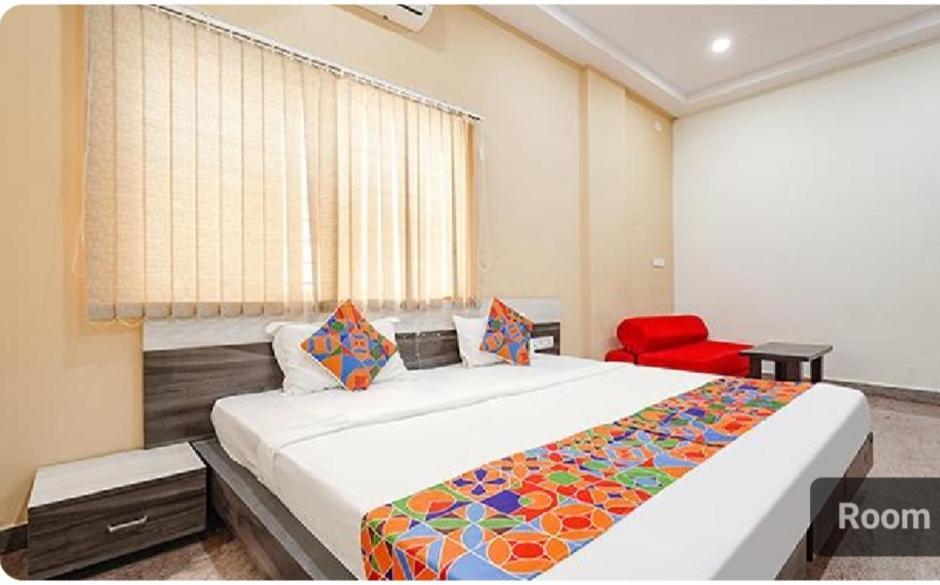 Lavish Residency Hotel บังกาลอร์ ภายนอก รูปภาพ
